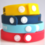 Silicone wrisbands adjustable with clip